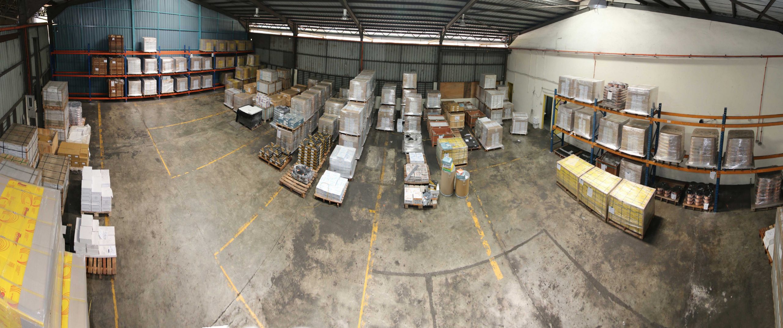 Leeden-Factory-2-Warehouse-2